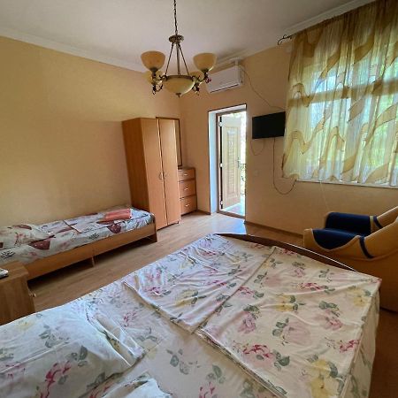 Гостевой Дом На Гечба Hotel กากรา ภายนอก รูปภาพ